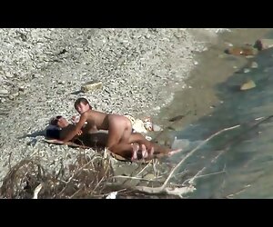 Tóc vàng, với bàn tay phải phim sex hàn quốc mới của cô ở trong phòng tắm