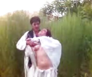 Ngọt ngào nga với một chiếc phim sex bộ hàn quốc váy, sau đó đưa lớn giữa hai chân của mình