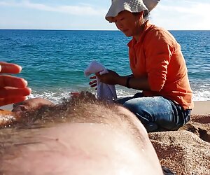 Olga là rất hứng tình, thủ dâm trên phim sex hàn quốc 2018 sàn nhà