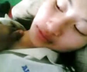 Chồng ngưỡng mộ vợ của mình cho các máy ph sec han quoc quay của riêng tư khiêu dâm