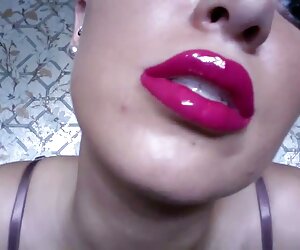 Một bãi biển, một nữ coi phim sex hàn quốc là những điều sai trái ở biên giới